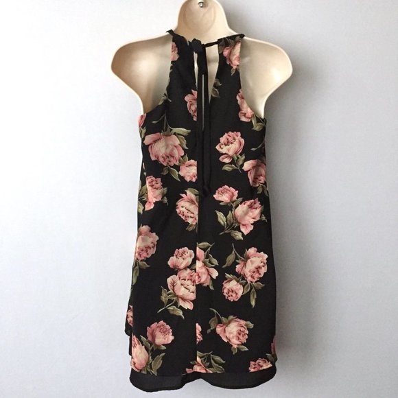 Band of Gypsies Floral Sleeveless Shift Dress - Picture 4 of 6